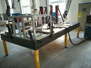 三维柔性万能焊接平台